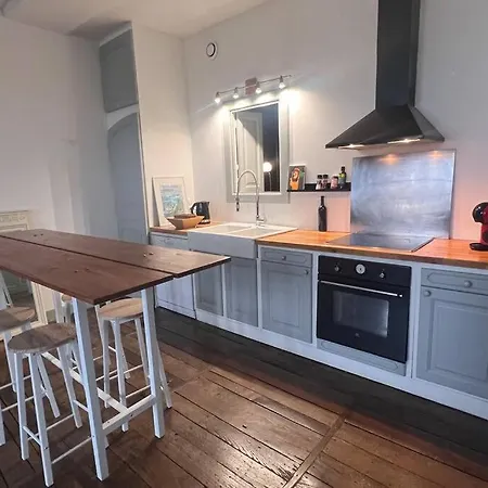 Apartment Super T3 Centre Historique Pres Halles *